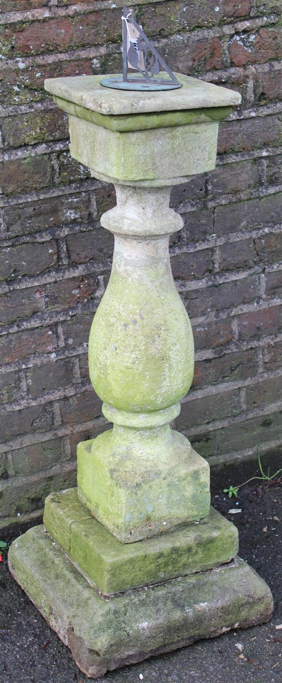 Portland stone sundial(-)